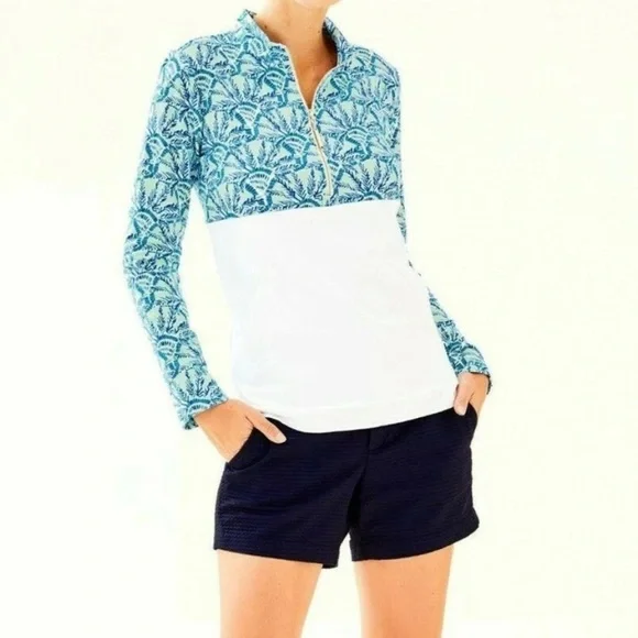Lilly Pulitzer UPF 50+ Asher Popover Whisper Blue One of a Kind Print Size Small - Picture 2 of 11
